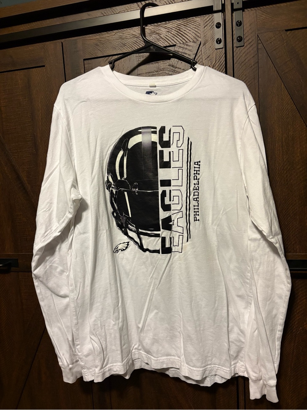 STARTER White Long Sleeve Philadelphia Eagles Graphic Tee